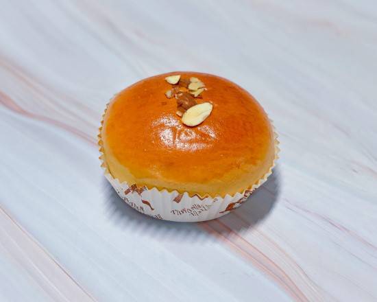 Curry Beef Bun (咖喱牛肉飽)